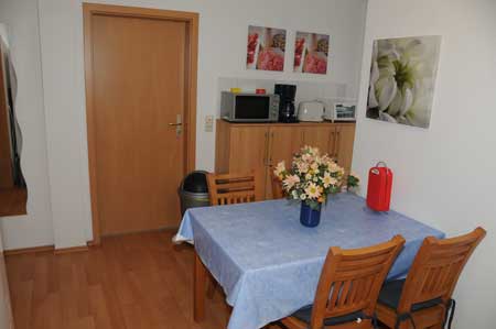 Küche zur FFerienwohnung Rennsteig im Ferienhaus Thüringen in Ohrdruf